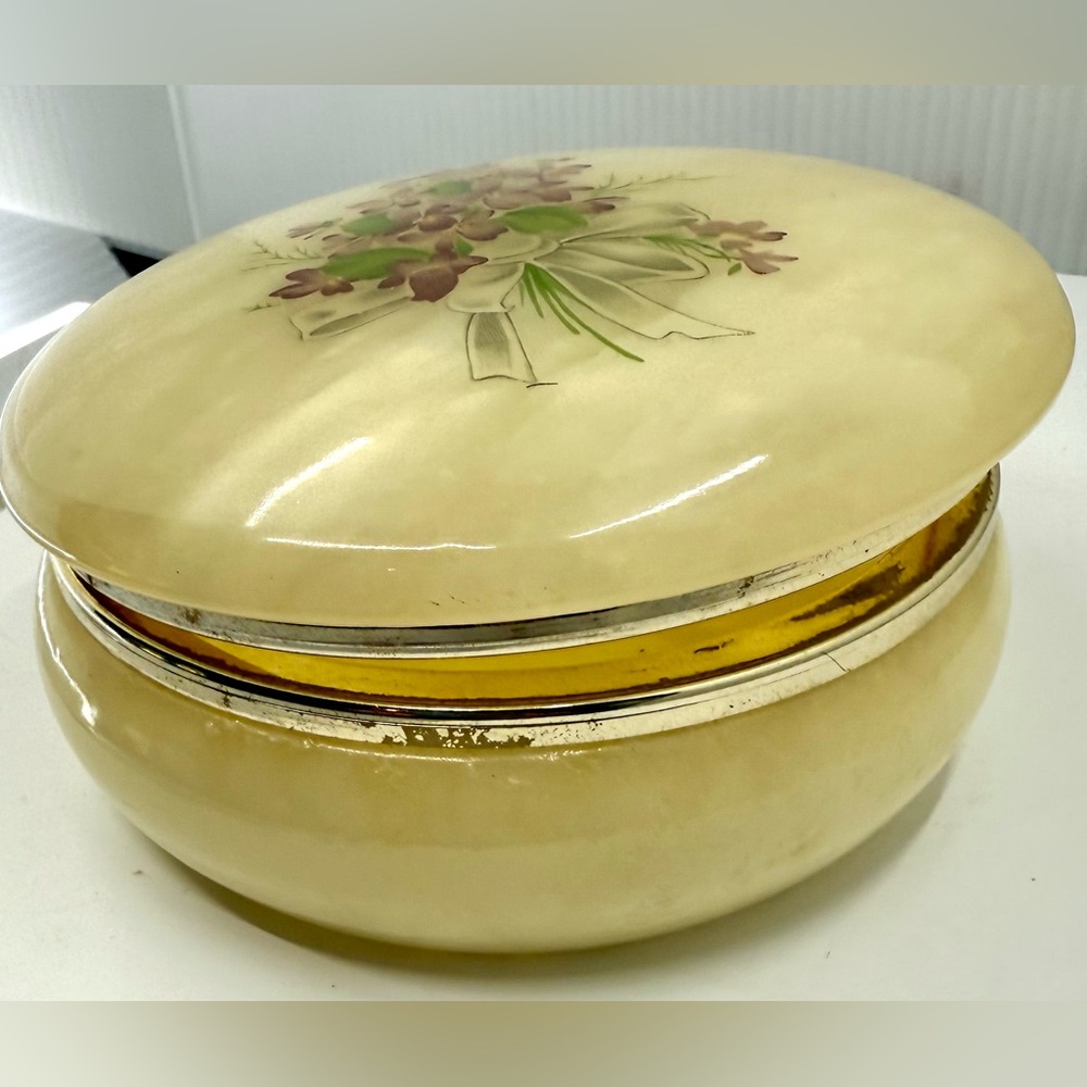 Vintage Alabaster Hand Crafted Hinged Round Floral Trinket Powder Box Case ITALY
